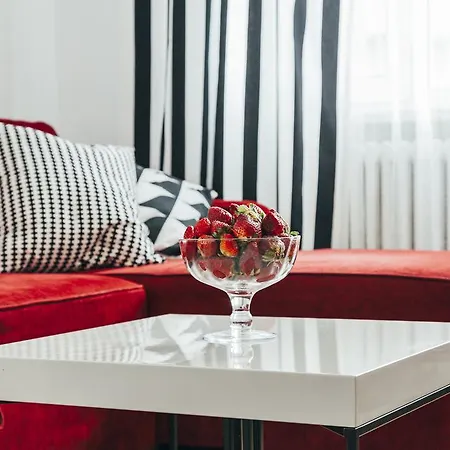 Chocolate Intercontinental Apartment